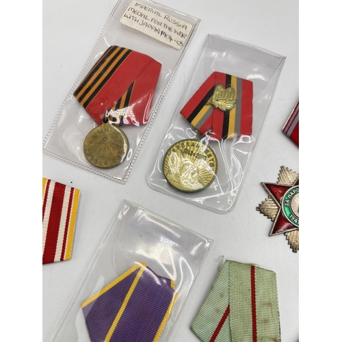 2527 - Ten USSR medals