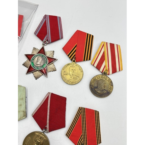 2527 - Ten USSR medals