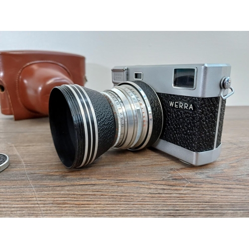 27 - A cased late 1950s Carl Zeiss Jena Werra 4 (flat top) interchangeable lens 35mm rangefinder camera f... 