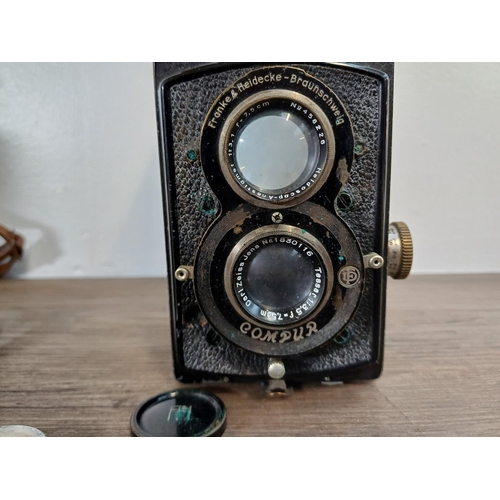 31 - A cased 1930s Franke & Heidecke Rolleiflex 'Old Standard' model 622 (serial no. 461646) TLR camera f... 