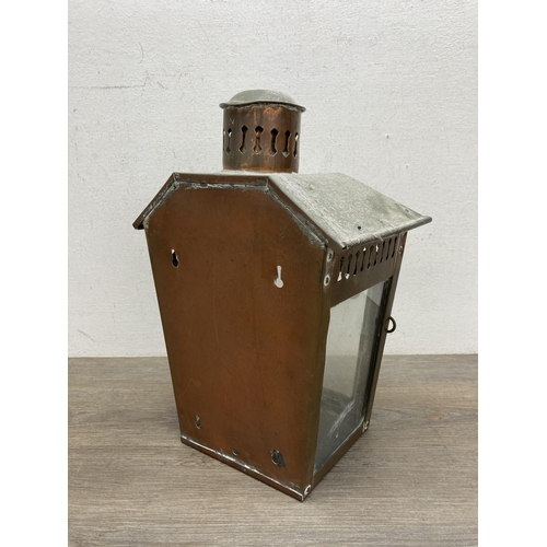 295 - An early 20th century Great Northern Railway copper lantern - approx. 32cm high