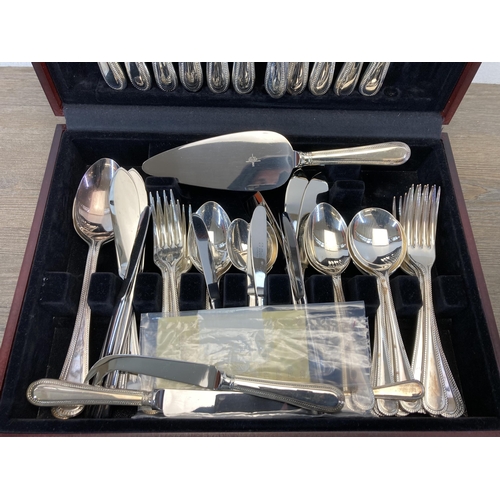 307 - A Sanders & Bowers of Sheffield canteen of stainless steel cutlery