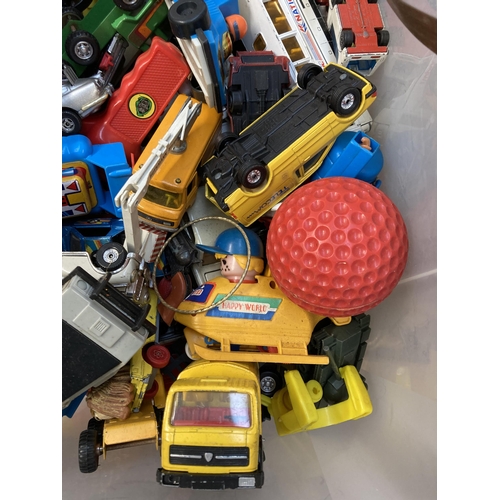 314 - A collection of toys to include 1980s New Bright Morgan TR2 talking robot, Lone Star cap gun, diecas... 