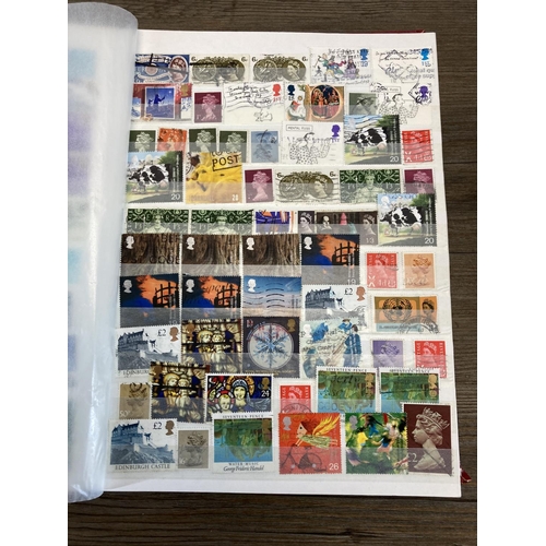 399 - A collection of worldwide stamps to include France, Germany, Italy, British etc.