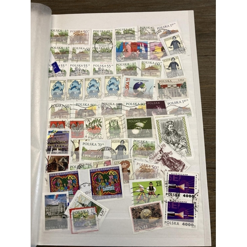 399 - A collection of worldwide stamps to include France, Germany, Italy, British etc.