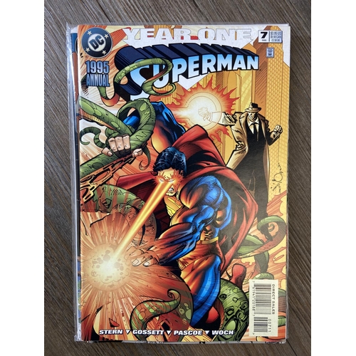 464 - Approx. one hundred and thirty DC comics. Includes Superman (vol.1) #338, #501, #563 and #591, Super... 