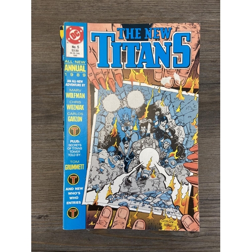 469 - Approx. one hundred DC comics. Includes The New Titans #55, #56 (two copies), #61 (three copies), #6... 