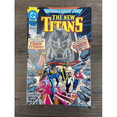 469 - Approx. one hundred DC comics. Includes The New Titans #55, #56 (two copies), #61 (three copies), #6... 