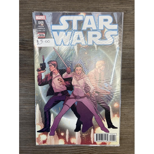 471 - Approx. one hundred and eighty Marvel comics. Includes Star Wars (vol.2) #2 (sixteen copies), #3 wit... 