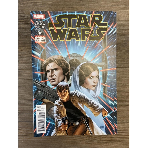 471 - Approx. one hundred and eighty Marvel comics. Includes Star Wars (vol.2) #2 (sixteen copies), #3 wit... 