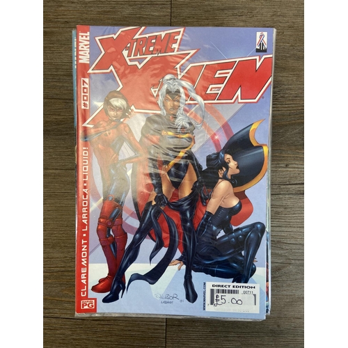 473 - Approx. two hundred and seventy Marvel comics. Includes X-Men (vol.2) #1, #7, #28 and #32, X-Men (vo... 