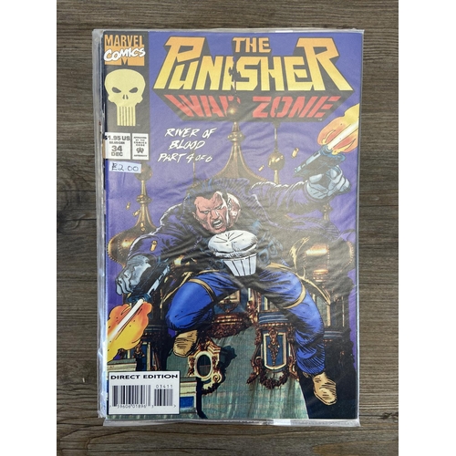 476 - Approx. one hundred and twenty Marvel comics. Includes The Punisher (vol.2) #63, #65, #66, #67, #68,... 