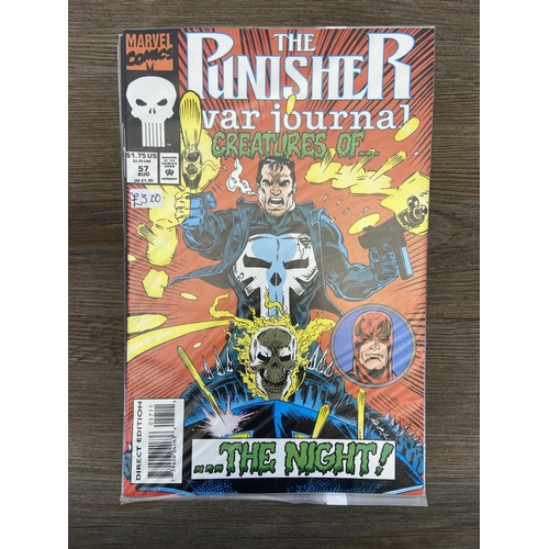 476 - Approx. one hundred and twenty Marvel comics. Includes The Punisher (vol.2) #63, #65, #66, #67, #68,... 