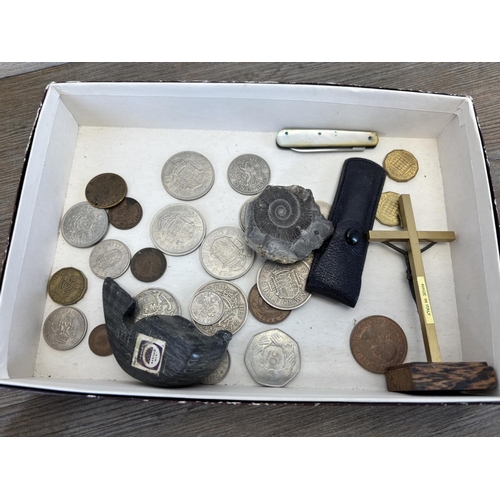 445 - A collection of items to include British coins, Windsor & Newton travel paint set, a pair of mid 20t... 