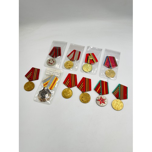 2510 - Ten USSR medals