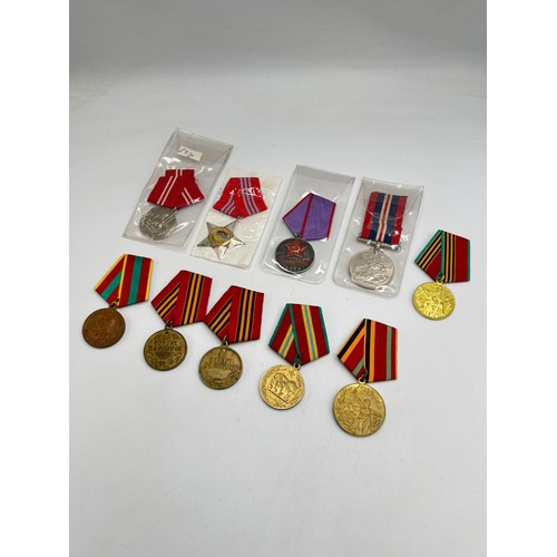 2511 - Ten USSR medals