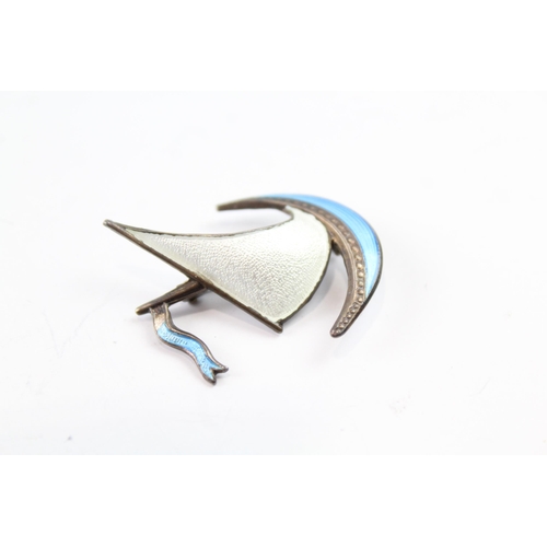 2100 - A Norwegian Ivar T Holth sterling silver enamel ship brooch - approx. gross weight 4g