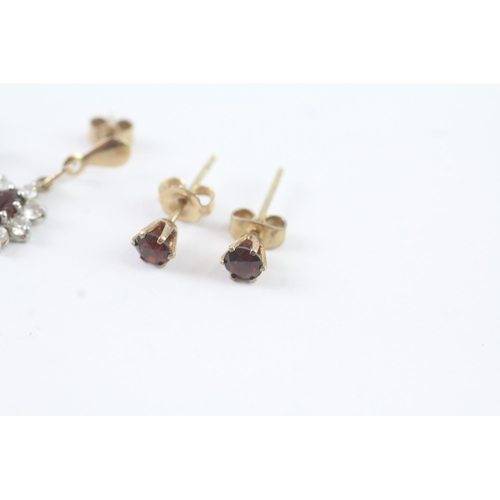 2015 - A pair of 9ct gold garnet and CZ earrings - approx. gross weight 1.7g