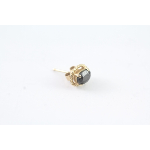 2021 - A pair of 9ct gold sapphire stud earrings - approx. gross weight 1.2g