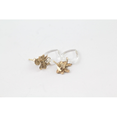 2035 - A pair of 9ct gold heart shape clear glass drop earrings - approx. gross weight 1.2g