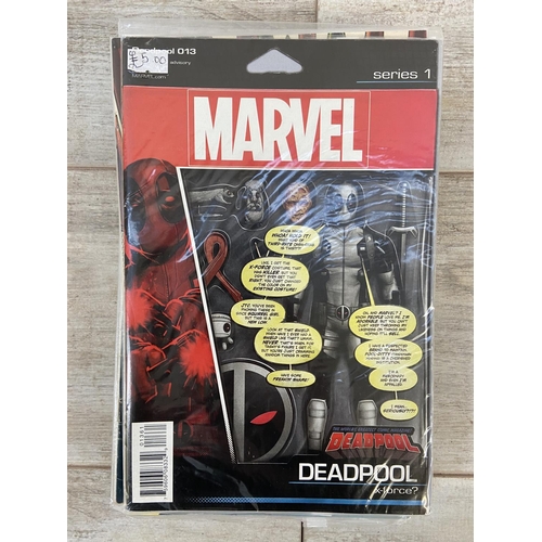 1479 - One box containing approx. four hundred Marvel comics. Includes Daredevil (vol.1) #246, #253, #255, ... 