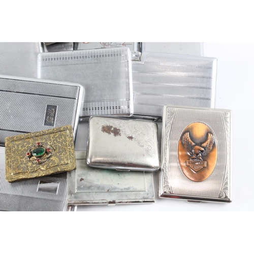 1425 - A collection of cigarette cases