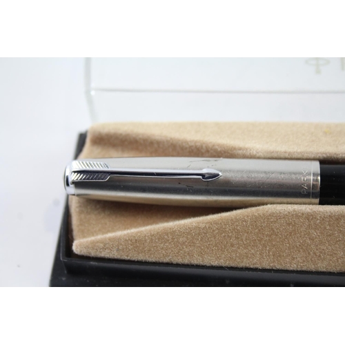 2279 - A boxed Parker 51 fountain pen