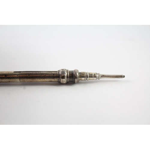 2282 - An S. Mordan & Co sterling silver propelling pencil