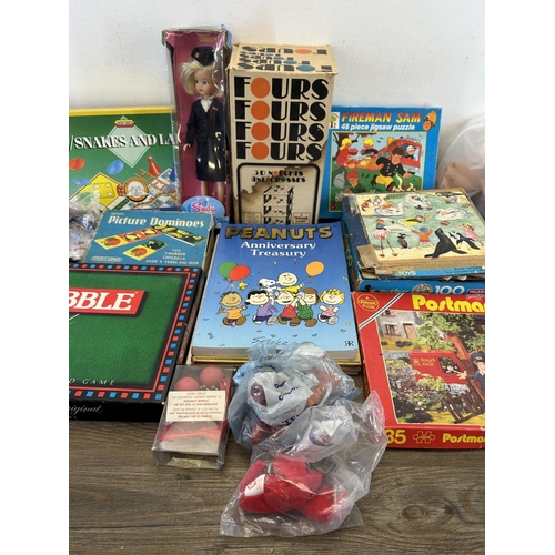 1330 - A collection of toys and games to include Tri-ang 3D noughts and crosses, Sindy Classic cabin crew d... 