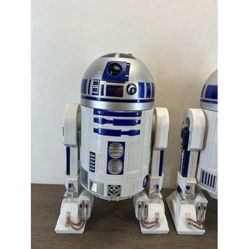 1344 - Two Jakks R2D2 figures