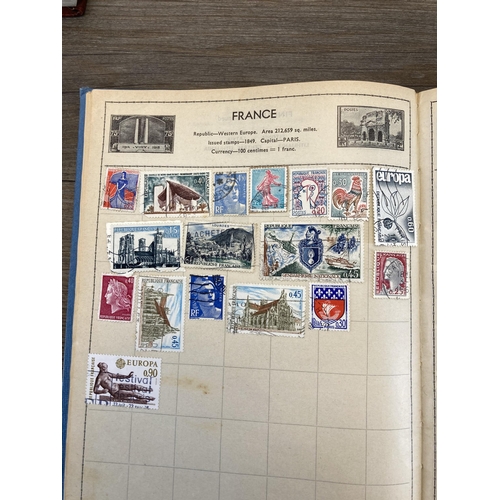 1399 - Eight albums containing stamps