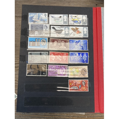 1404 - A collection of worldwide stamps