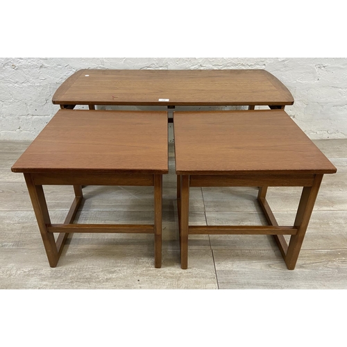 1178 - A mid 20th century teak nest of three tables - approx. 41cm high x 92cm wide x 43cm deep