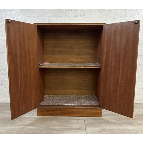 1181 - A mid 20th century teak cabinet - approx. 98cm high x 70cm wide x 37cm deep