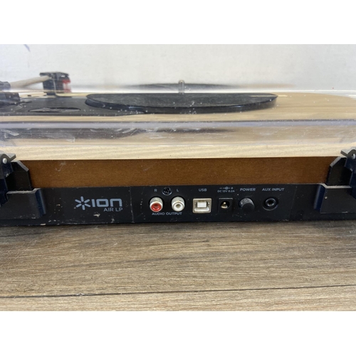 1485 - An Ion Air LP three-speed USB turntable with power adaptor