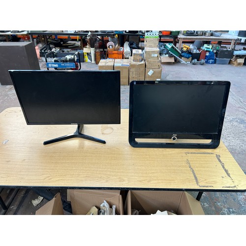 1537A - Two monitors, one Samsung S24F356FHU and one AOC TFT22W90PS