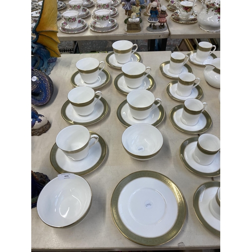 406 - Eighty pieces of Royal Doulton Belvedere bone china