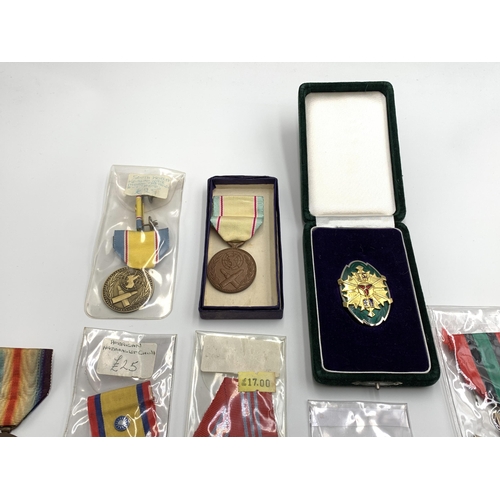 2361 - Ten Oriental military medals and badges to include Japanese 1914-1920 campaign medal, American Natio... 