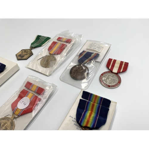 2363 - Seven US military medals