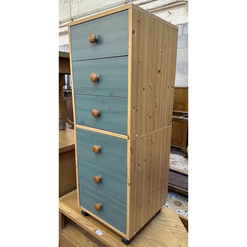 106 - A modern pine effect and green painted chest of drawers - approx. 107cm high x 39.5cm wide x 39.5cm ... 