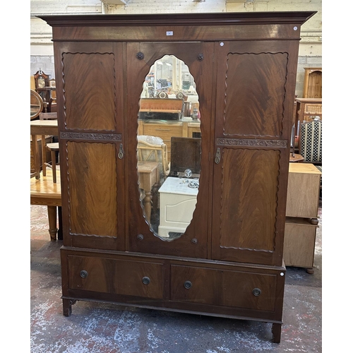 190 - An Edwardian carved mahogany double door wardrobe - approx. 206cm high x 162cm wide x 58cm deep