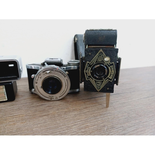 958 - Eight miniature cameras to include Minolta-16, two cased Voigtländer Vitoret 110 EL, Ensign Midget, ... 