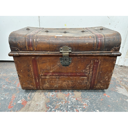 350 - An early 20th century painted metal travel trunk - approx. 41cm high x 59cm wide x 40cm deep