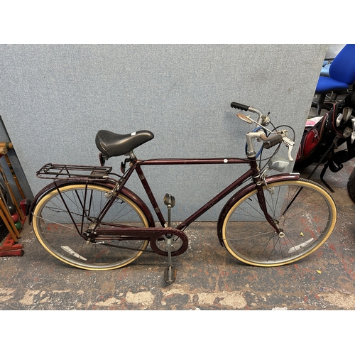 1214 - A vintage Raleigh Courier men's bike