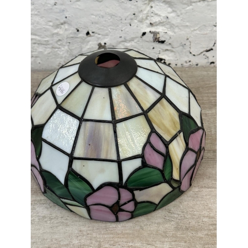 232 - A Tiffany style stained glass lamp shade - approx. 25cm diameter