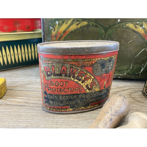 613 - A collection of early/mid 20th century tins to include early 20th century Huntley & Palmers Reticule... 