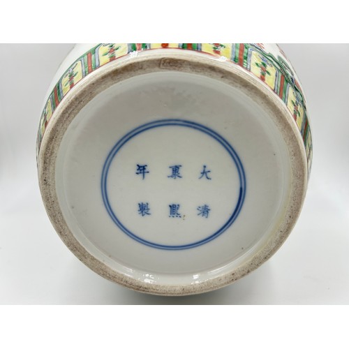 684 - A Chinese Famille Verte hand painted porcelain ginger jar - approx. 29cm high