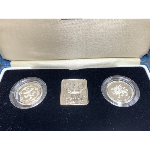 2253B - A boxed Royal Mint 1994-1997 United Kingdom .925 silver proof piedfort one pound coin collection wit... 