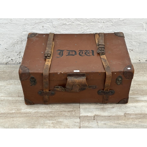 Lot 25        