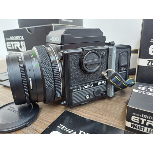 108 - A Zenza Bronica ETRSi 4.5x6 medium format SLR camera fitted with Zenzanon EII 1:2.8 75mm lens, waist... 